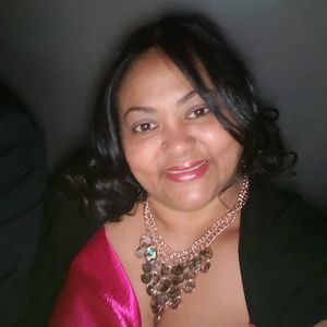 Meet your Posher, Elisa